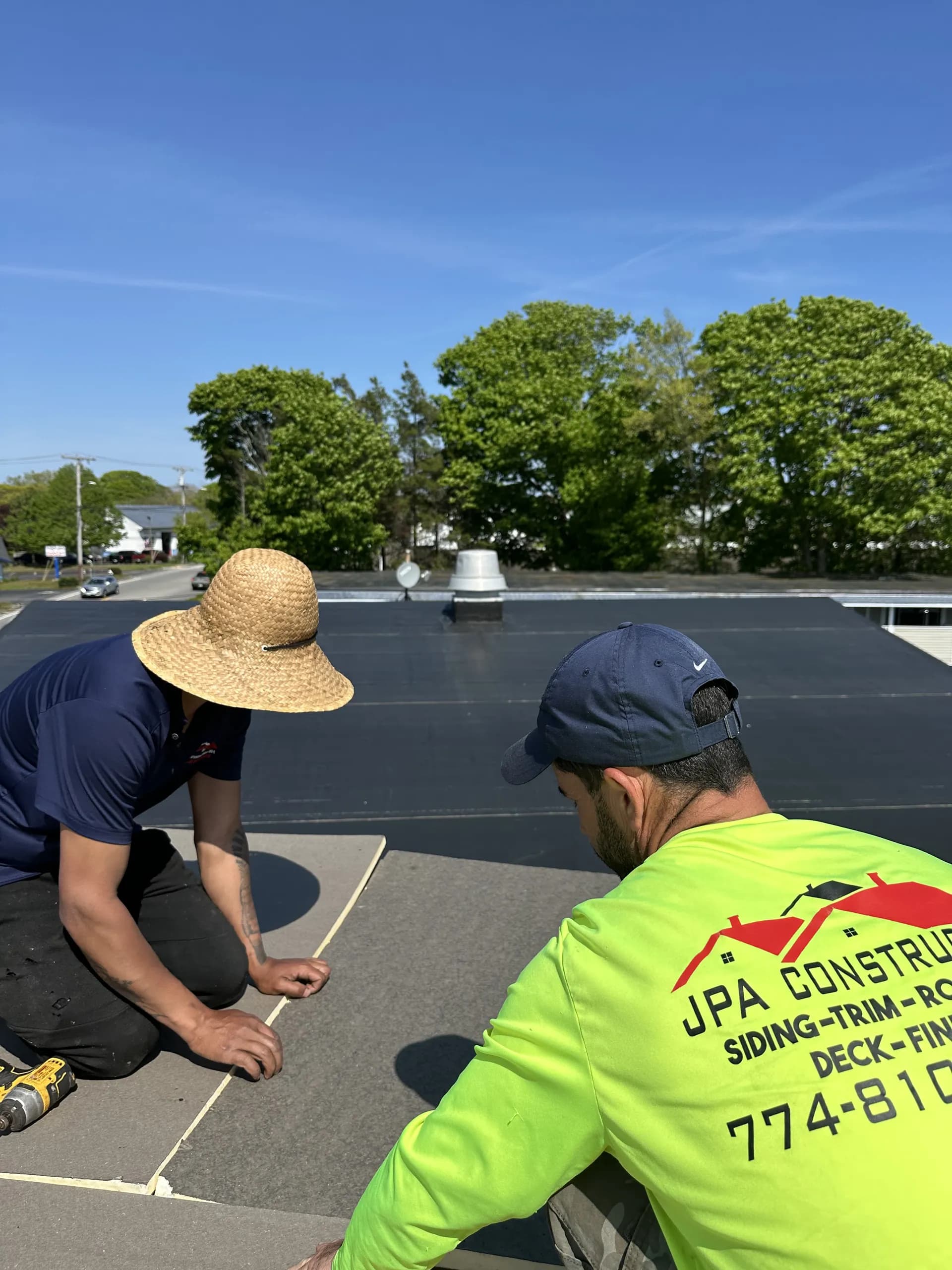 Finished premium architectural roof